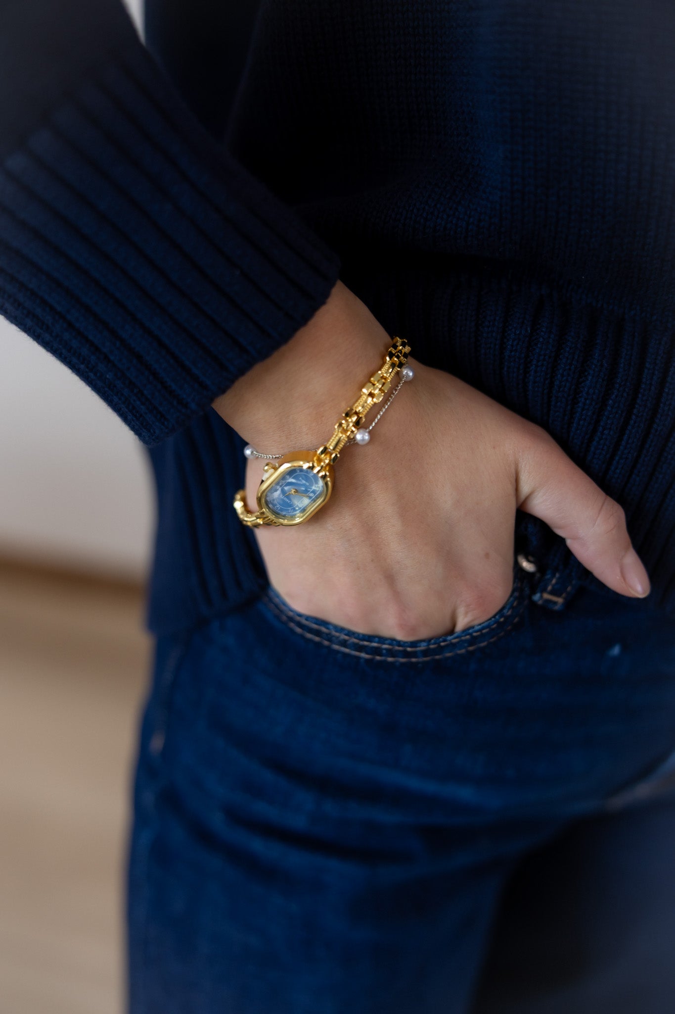 Vintage Gold Oval Watch