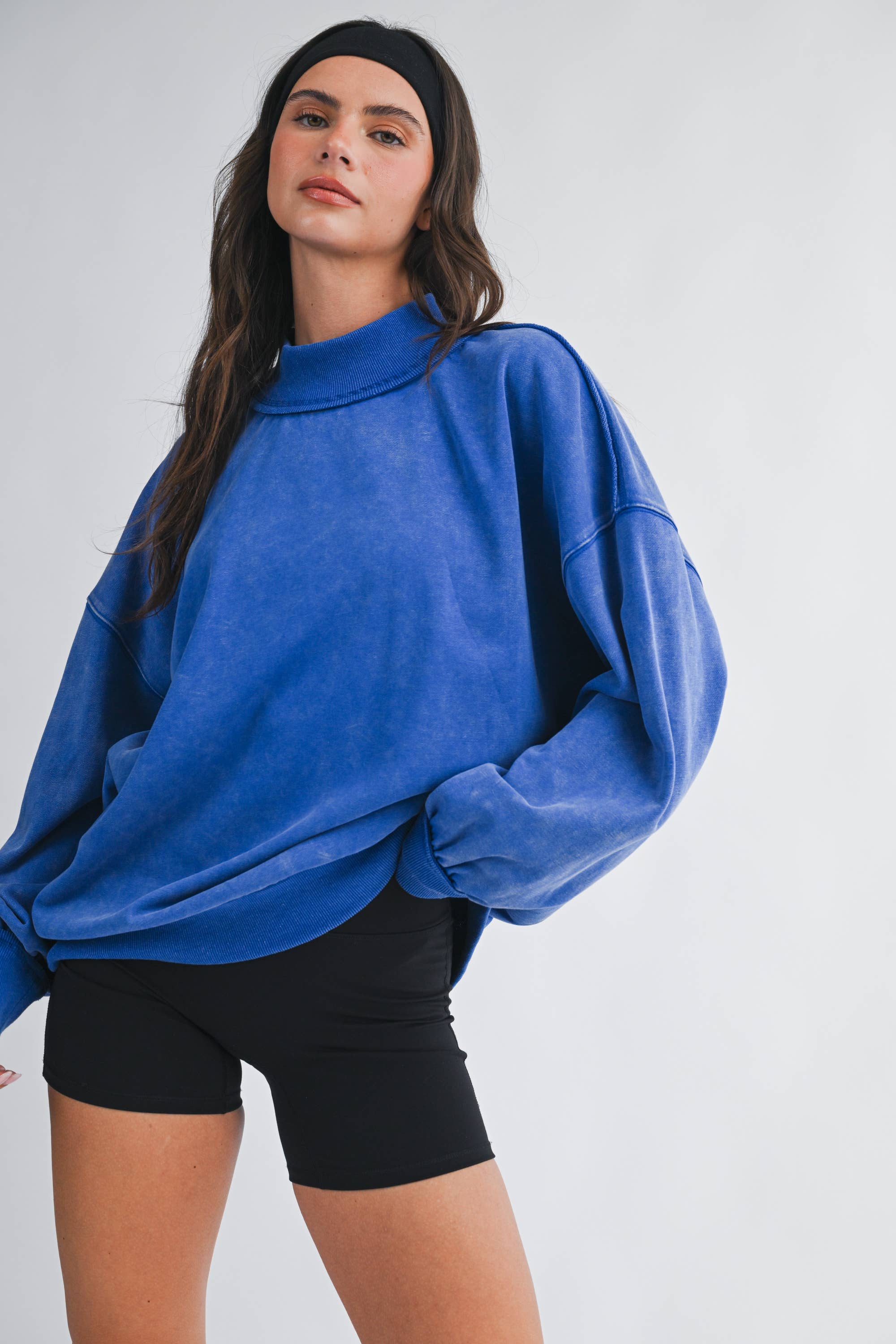 9164HK Oversized Mock Neck Washed Sweatshirt