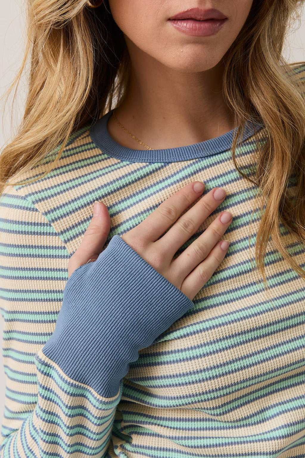 THERMAL LONG SLEEVE WITH THUMB HOLE KNIT TOP