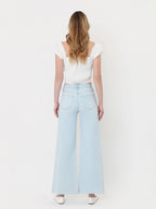 HIGH RISE CLEAN CUT RAW HEM WIDE FLARE JEANS T7401