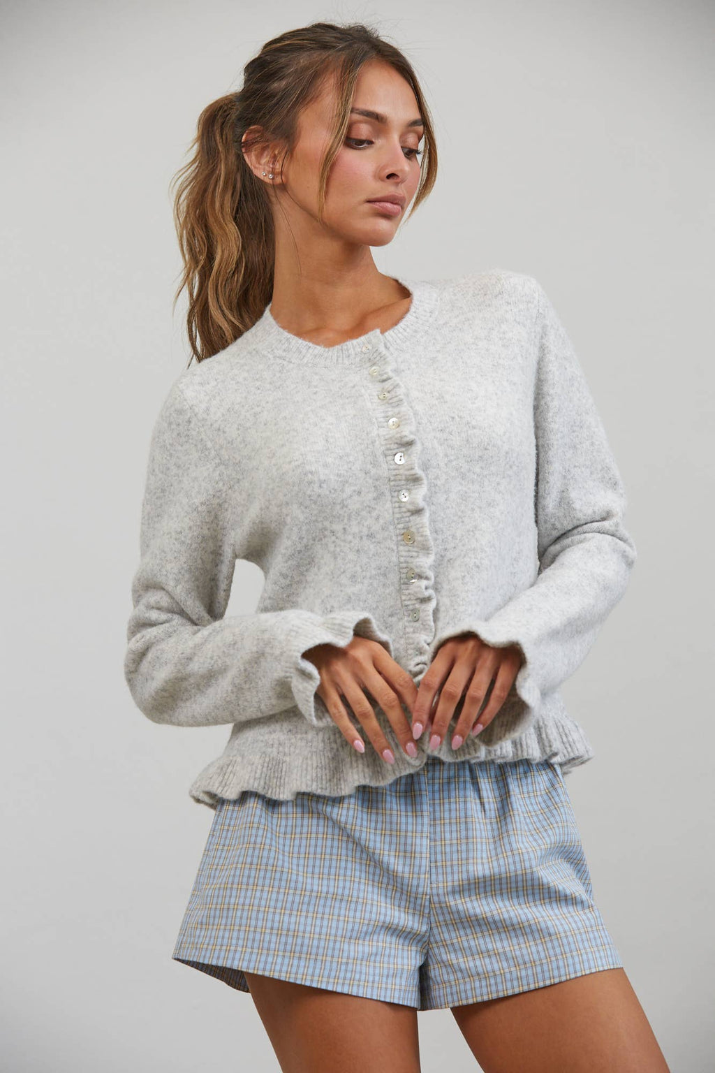 HC2498-WHITE MELANGE-Ruffle Wave Button Knit Cardigan