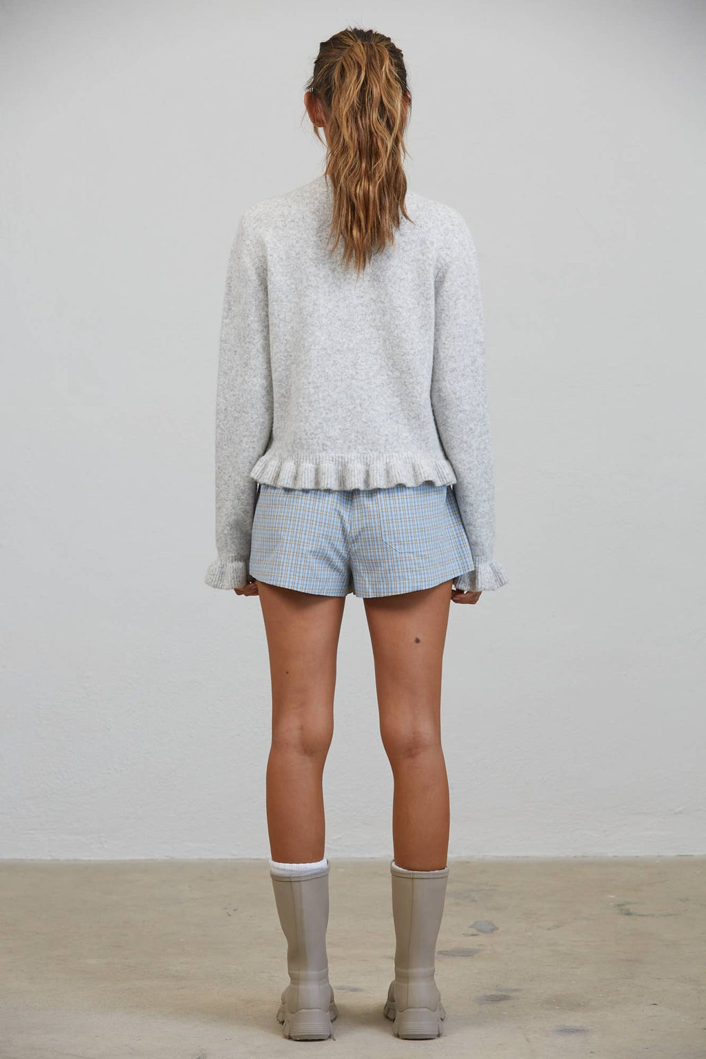 HC2498-WHITE MELANGE-Ruffle Wave Button Knit Cardigan
